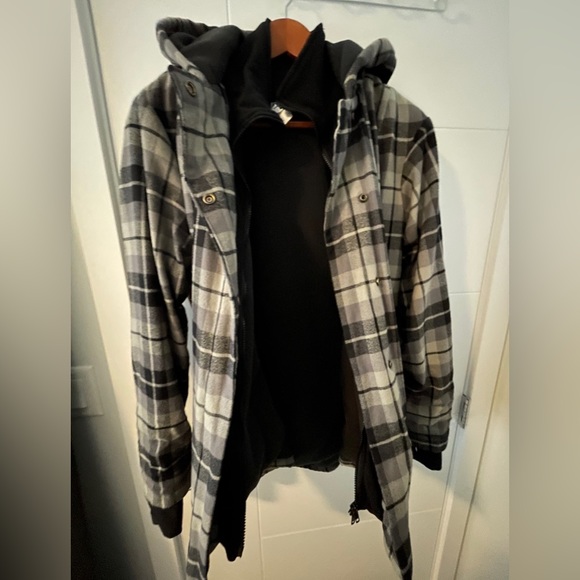 Lumberjill Apparel Maligne Coat - Picture 3 of 9